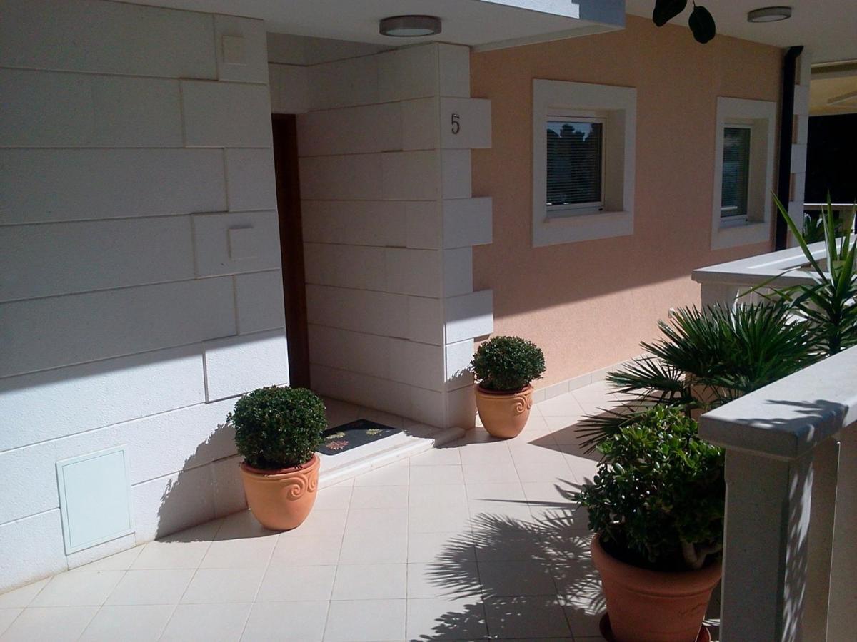 Apartments Jani Hvar Town Extérieur photo
